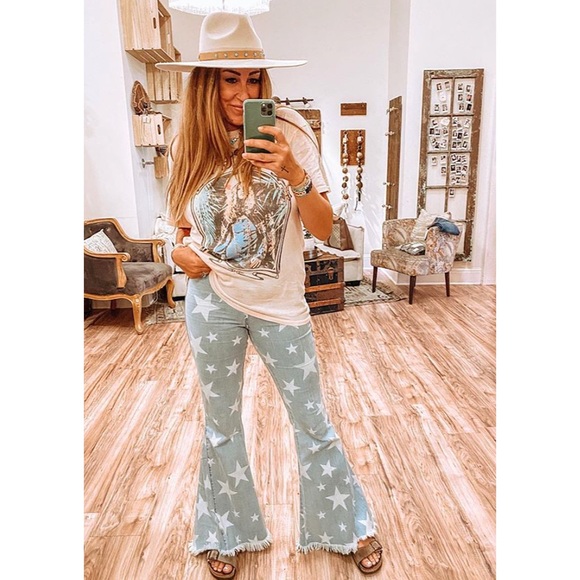 SMYM | Star Berkeley Bells! - Picture 3 of 13